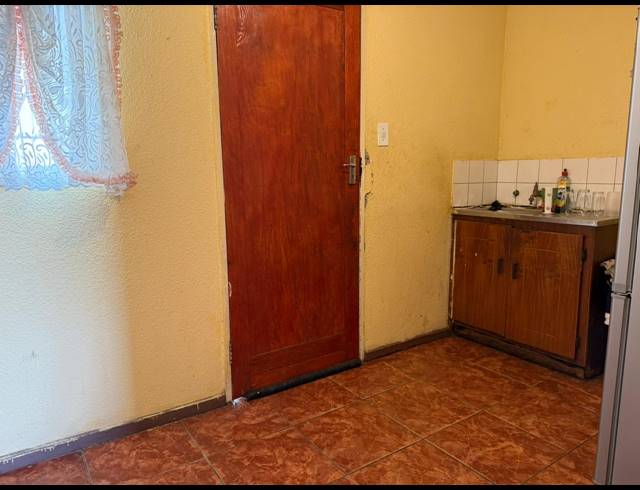 3 BEDROOM HOUSE FOR SALE IN MERITING